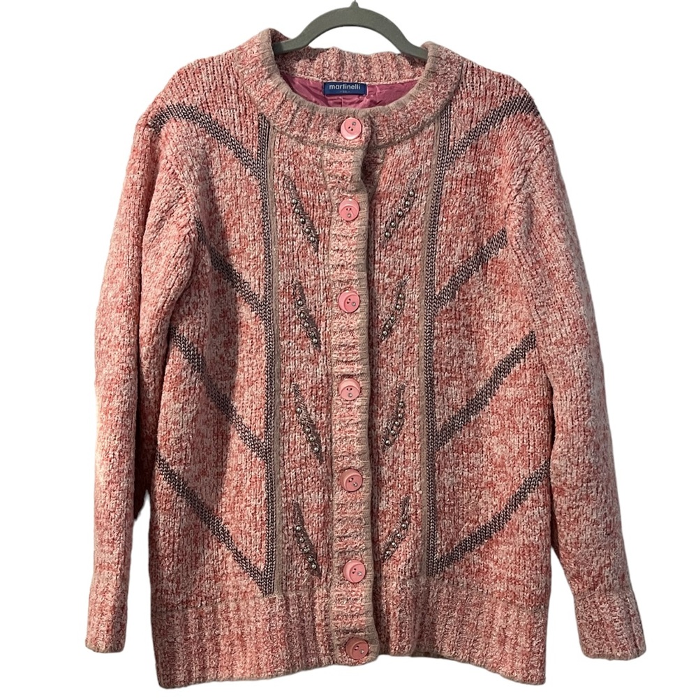 Women’s cardigan sweater knitted design
